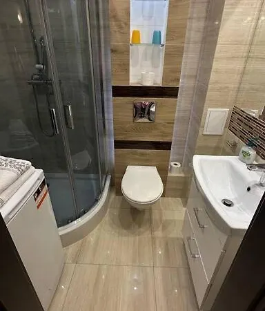 Lubmarex 1 Srebrna 6 Апартаменты Варшава